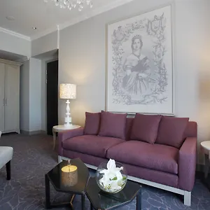Hotel Queen Victoria By Newmark