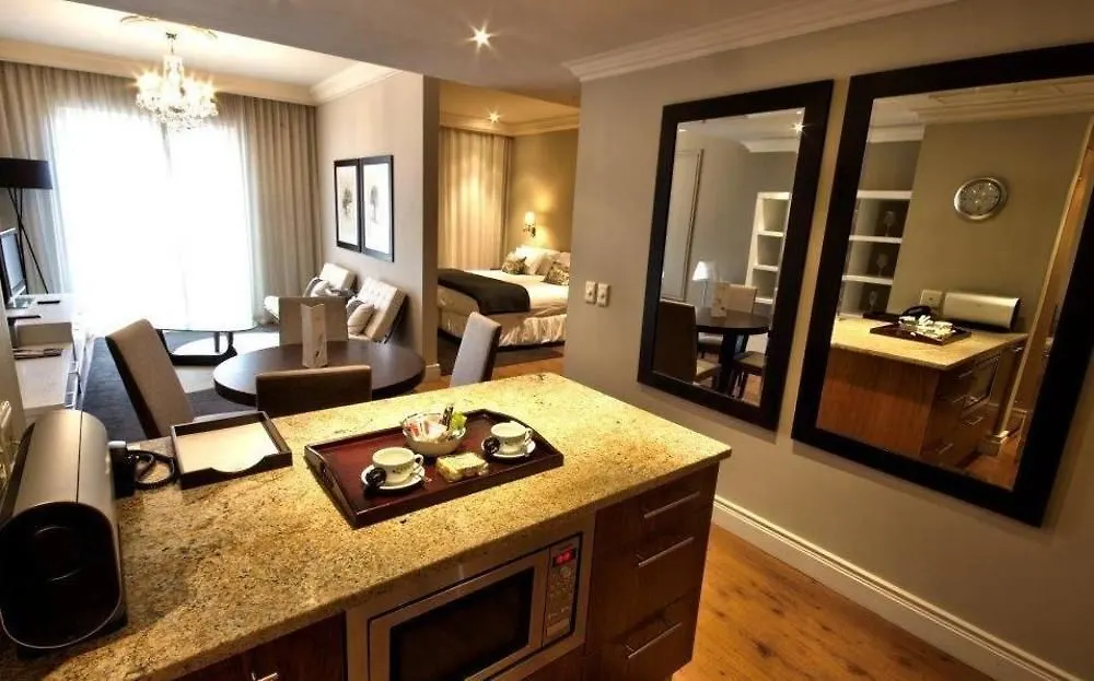 Cape Royale Luxury Suites Cape Town