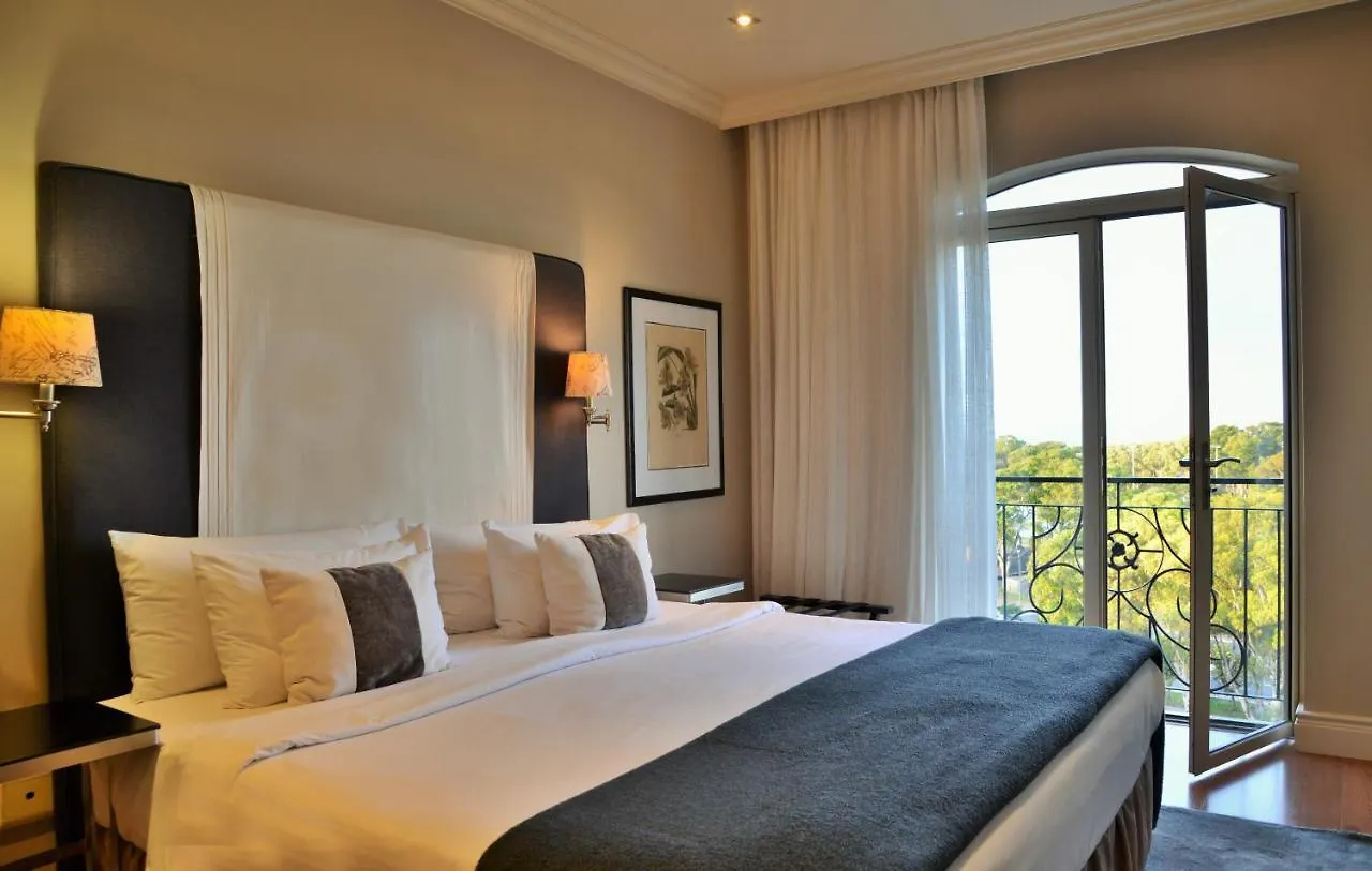 Cape Royale Luxury Suites Cape Town