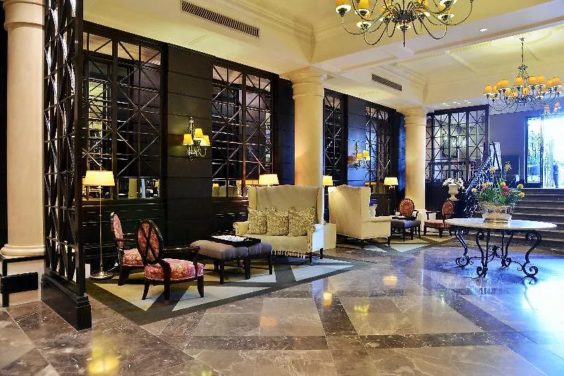 Cape Royale Luxury Suites Cape Town Hotel